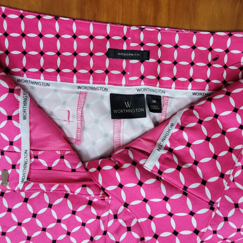 NWOT Worthington Hot Pink Black White Geometric Print Capri Pants - 10 - Picture 10 of 14